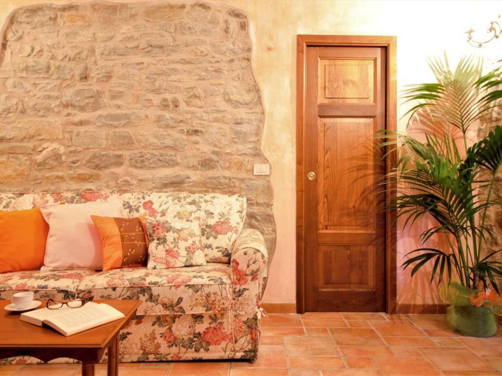 Le Casette Country House Petricci Exteriör bild